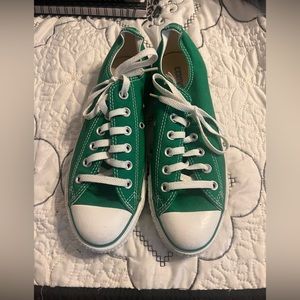 Converse Size 8